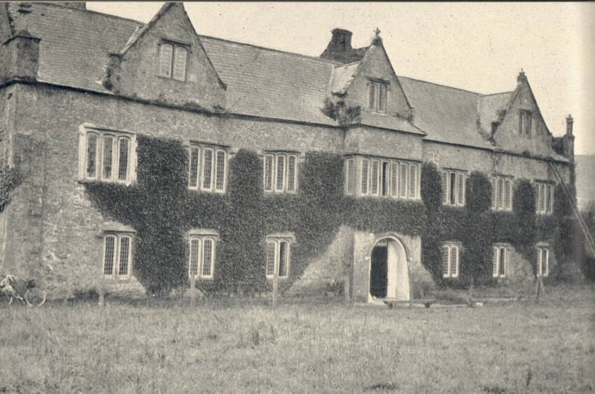 Image: Manor House